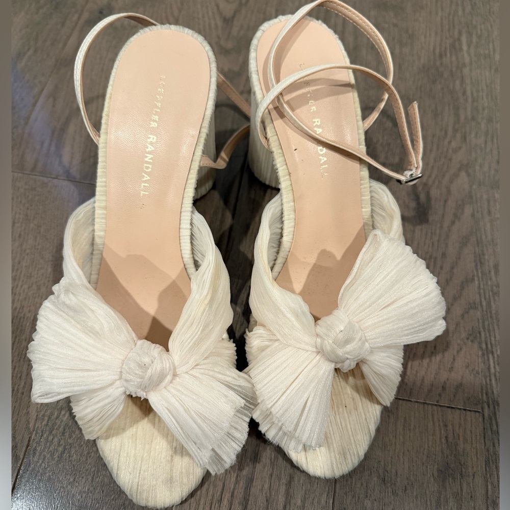 Loeffler Randal camellia heel